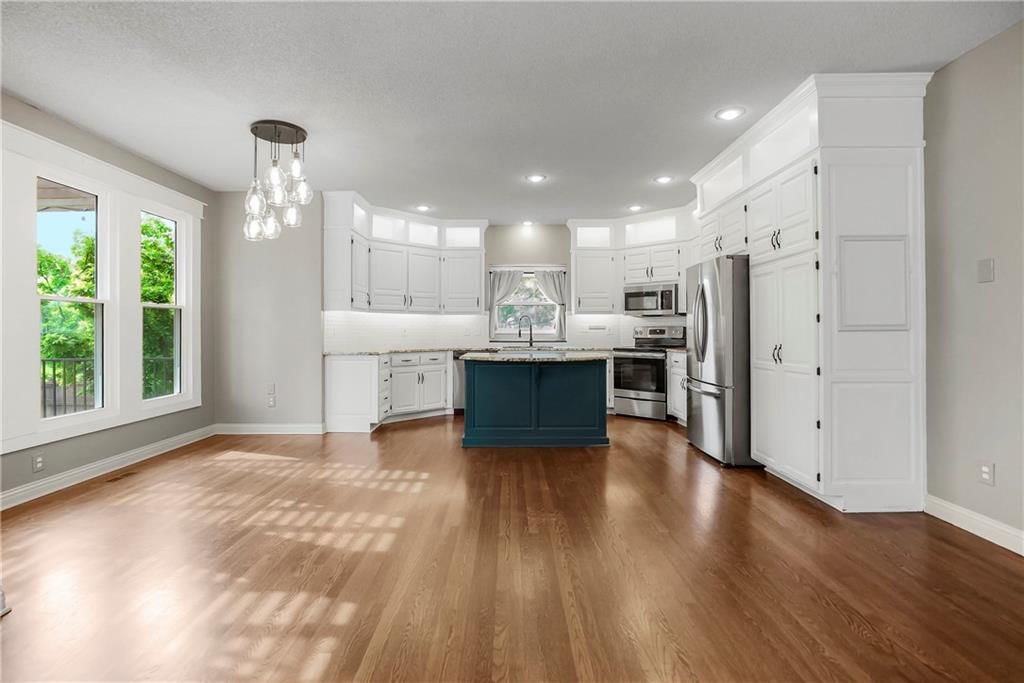 13100 Woodward Street — photo 12