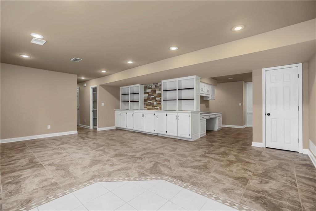 13100 Woodward Street — photo 34
