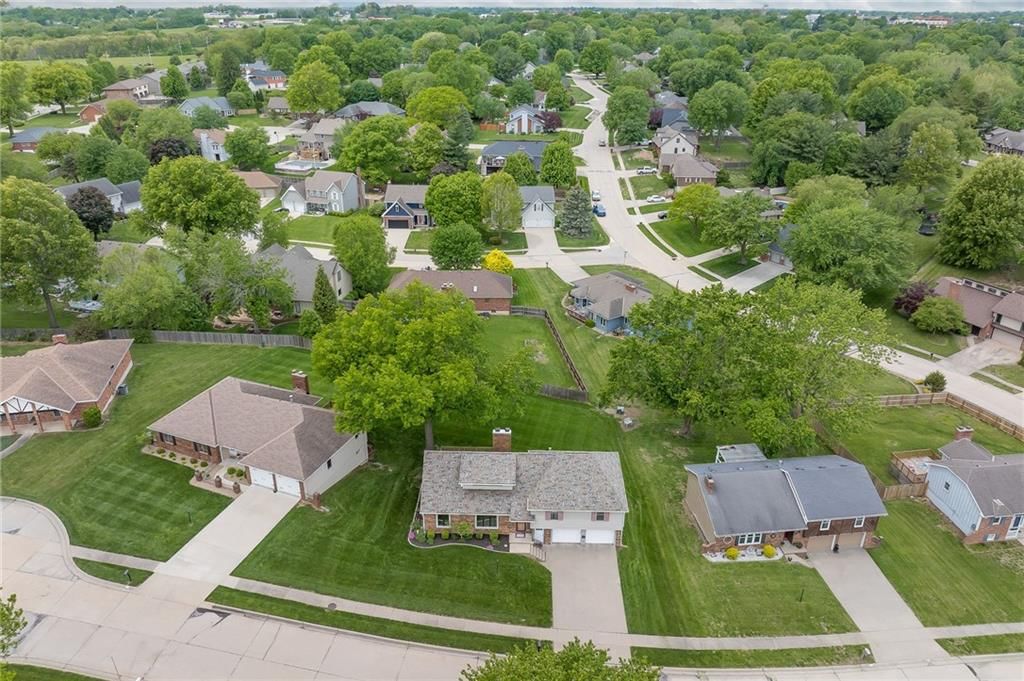 506 Meadowcrest Court — photo 4