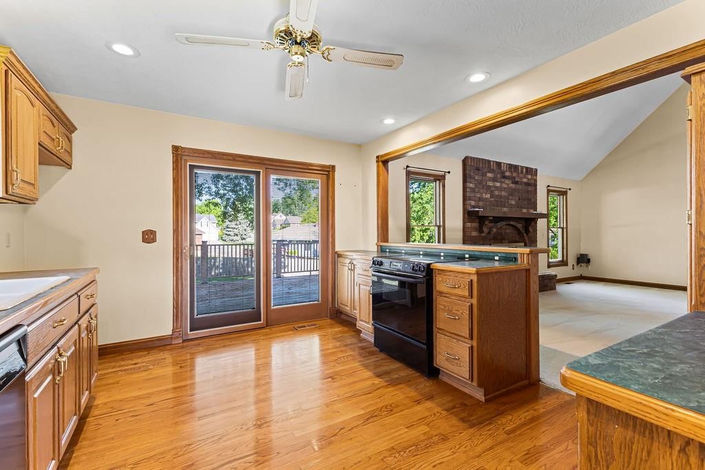 506 Meadowcrest Court — photo 10