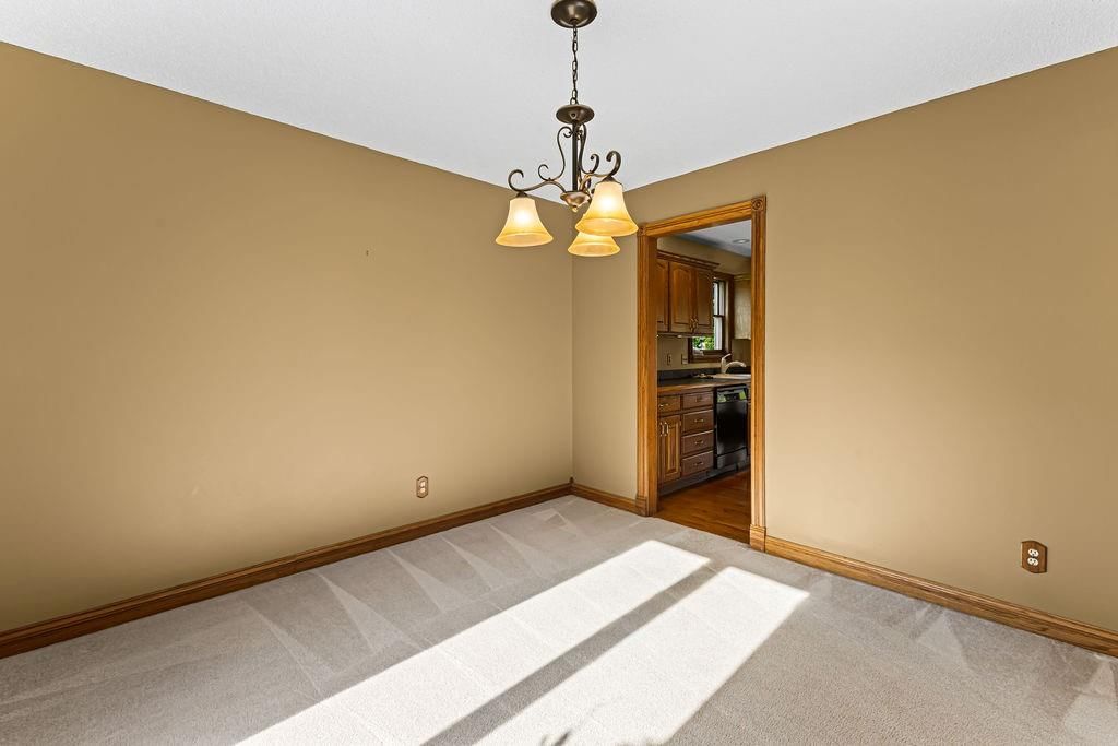506 Meadowcrest Court — photo 17