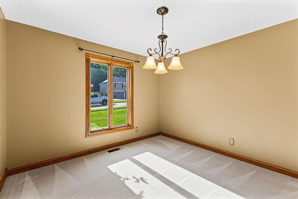 506 Meadowcrest Court — photo 18