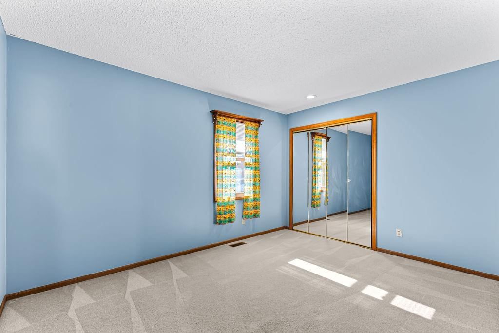 506 Meadowcrest Court — photo 31
