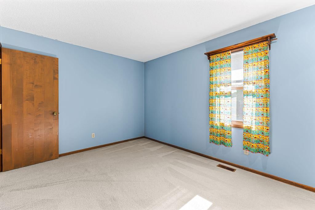 506 Meadowcrest Court — photo 33
