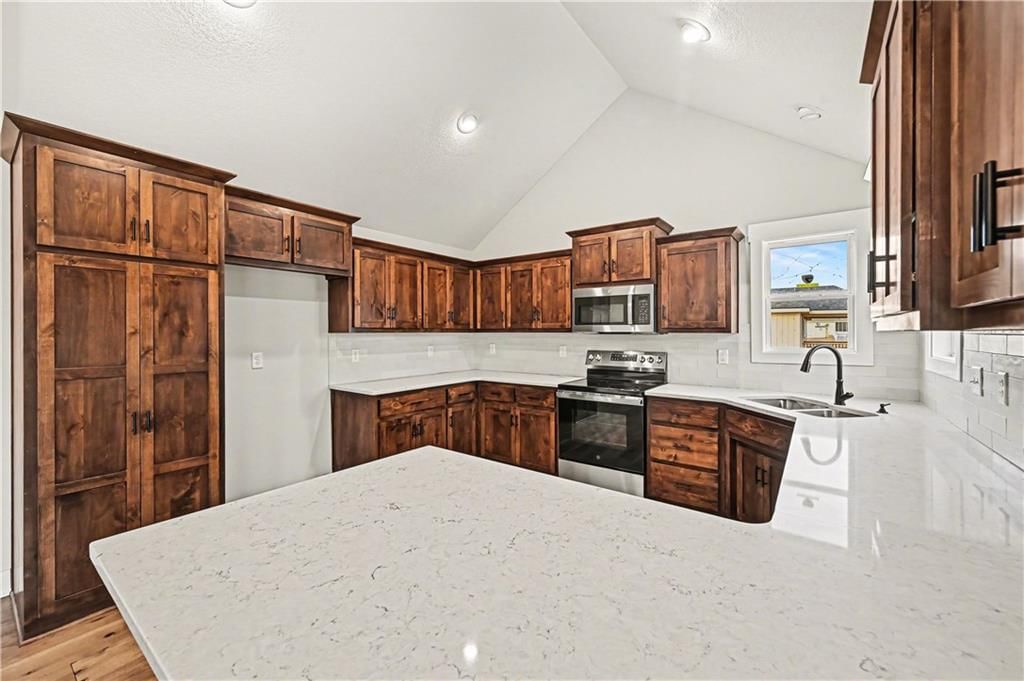 12408 Morgan Street — photo 11