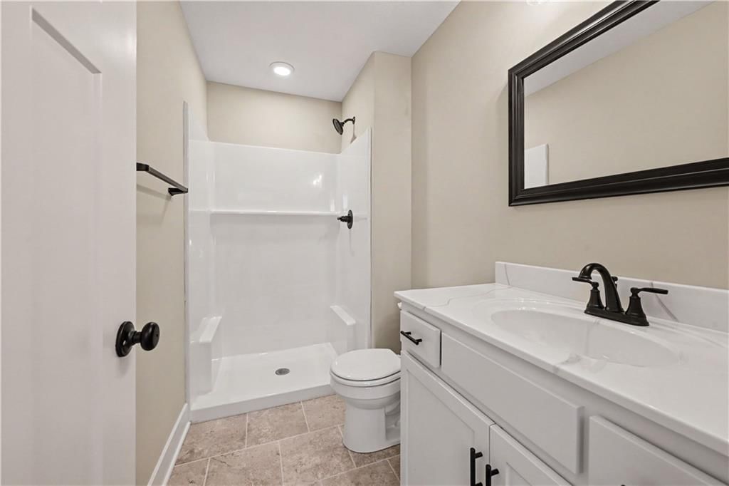 Photo 13 of 33 - 12408 Morgan Street, Excelsior Springs, MO 64024