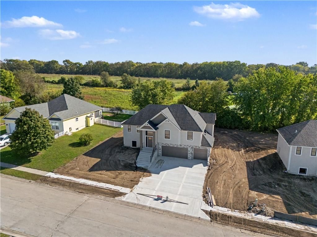 Photo 30 of 33 - 12408 Morgan Street, Excelsior Springs, MO 64024