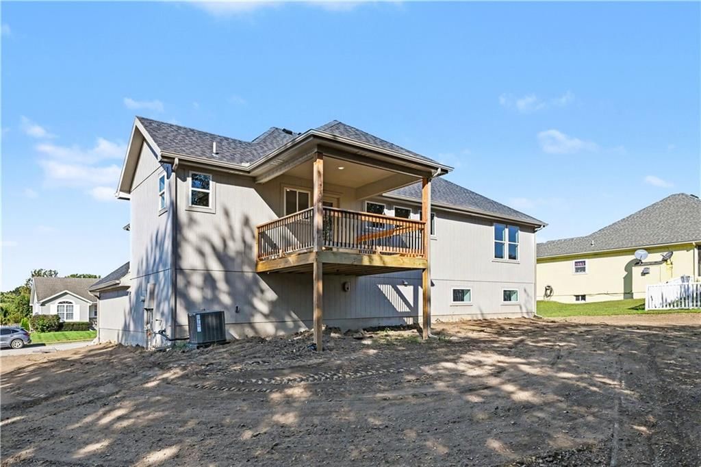 Photo 28 of 33 - 12408 Morgan Street, Excelsior Springs, MO 64024