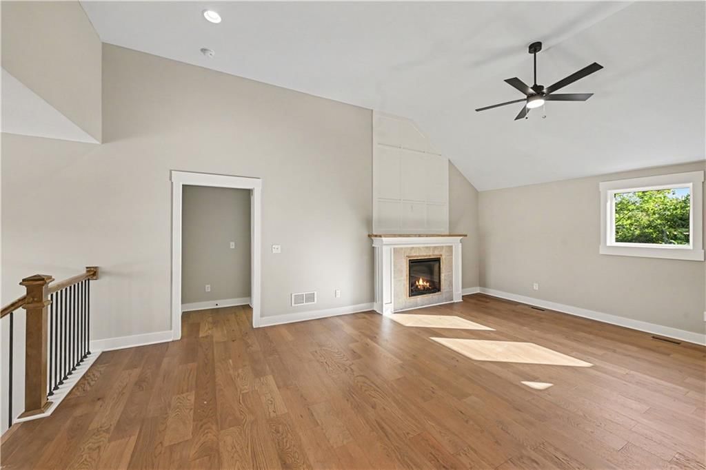 Photo 8 of 33 - 12408 Morgan Street, Excelsior Springs, MO 64024