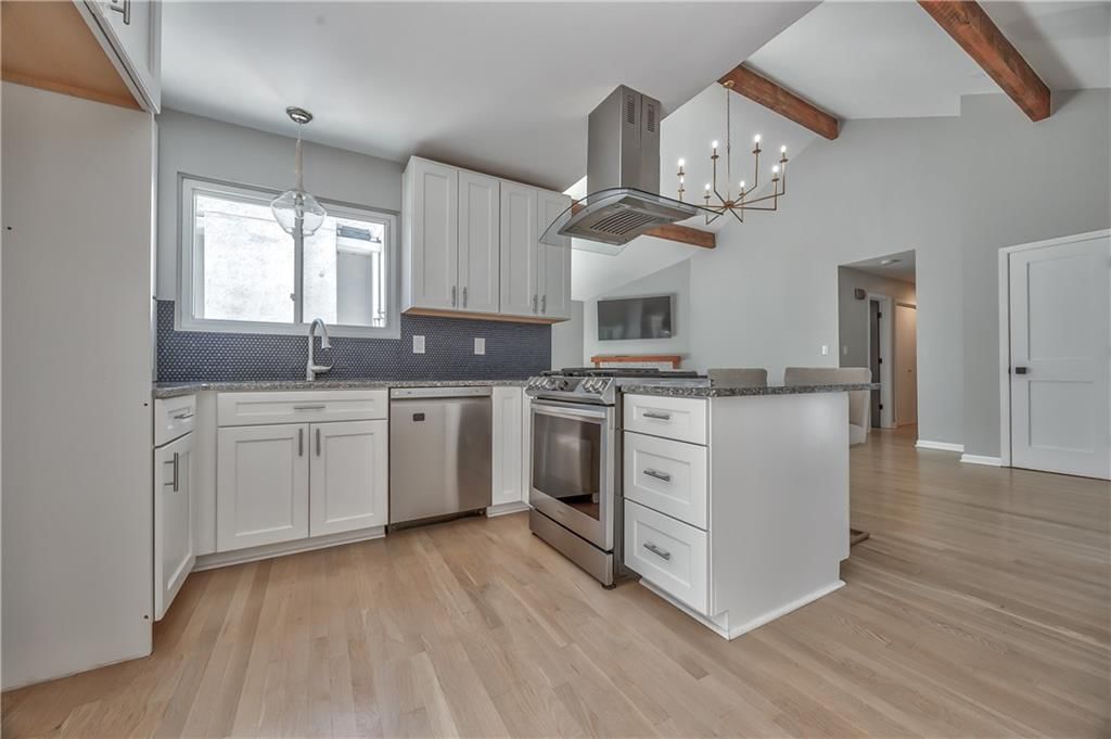 10781 Oakmont Street — photo 9