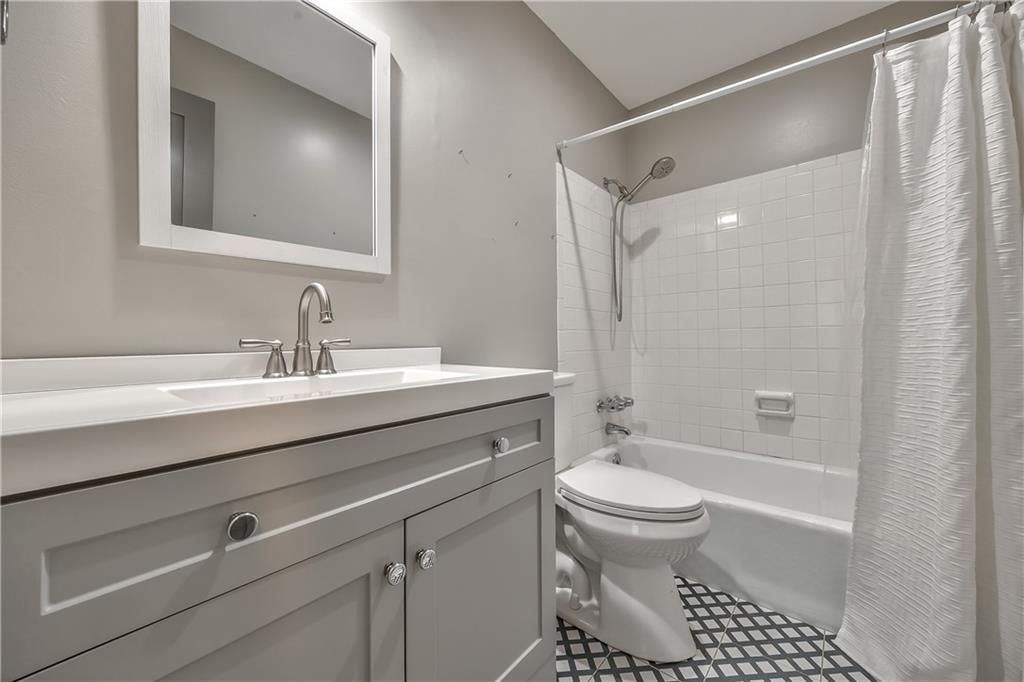 10781 Oakmont Street — photo 17