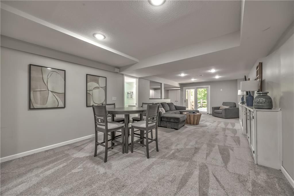 10781 Oakmont Street — photo 24