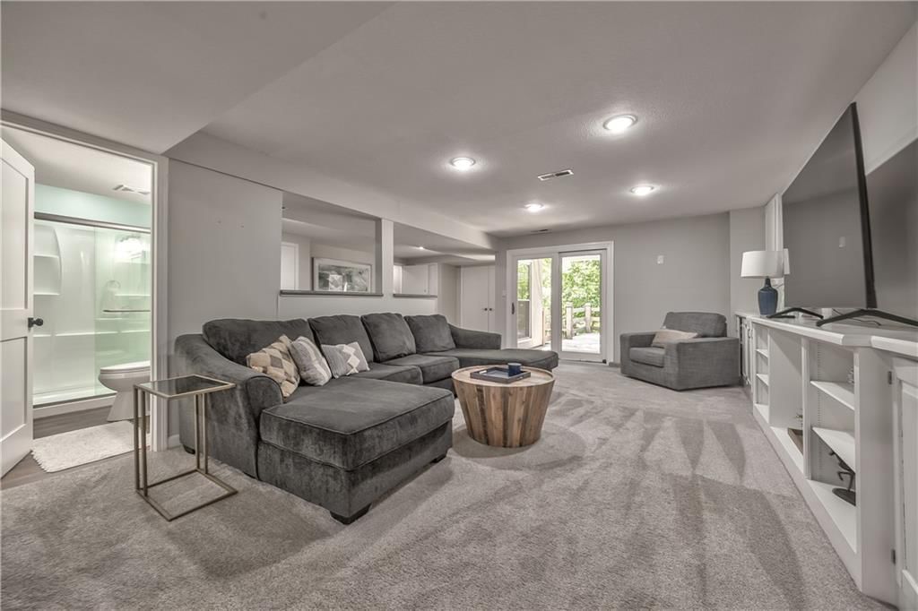 10781 Oakmont Street — photo 25