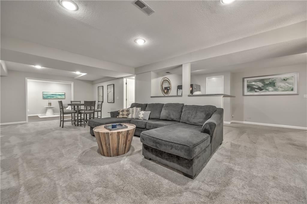 10781 Oakmont Street — photo 26