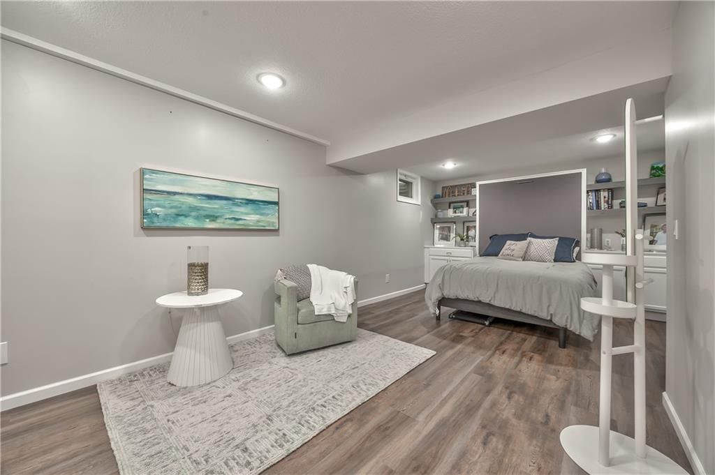 10781 Oakmont Street — photo 28