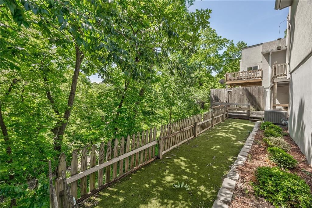 10781 Oakmont Street — photo 37