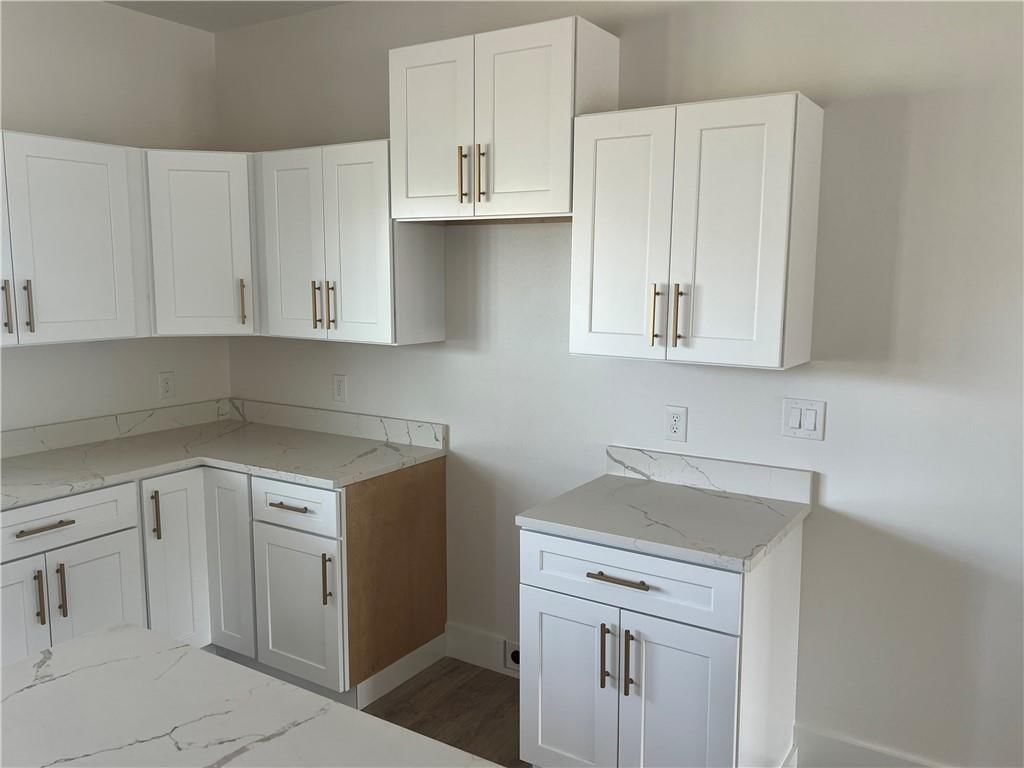 500 Catalpa Street — photo 10