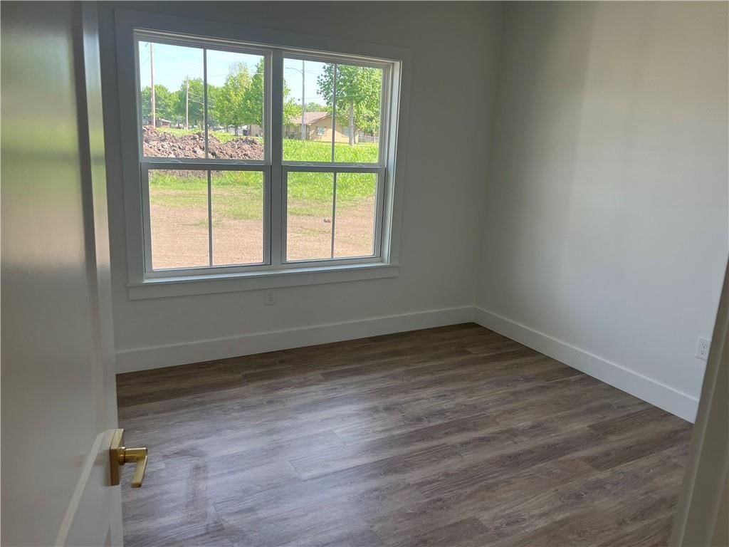 500 Catalpa Street — photo 13
