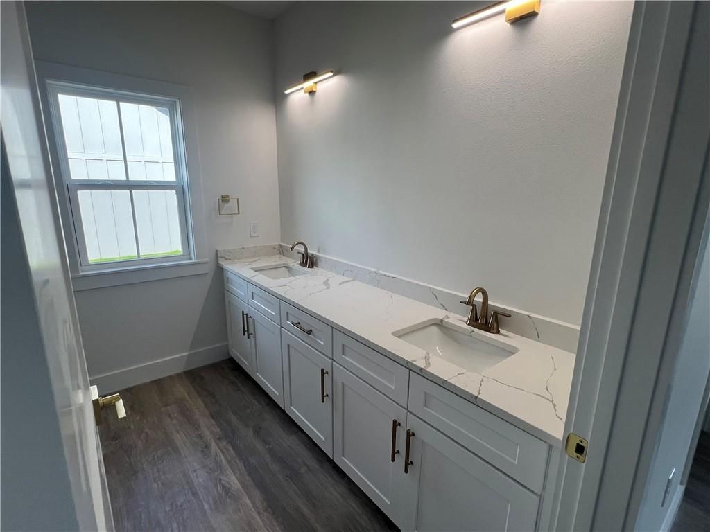 500 Catalpa Street — photo 17