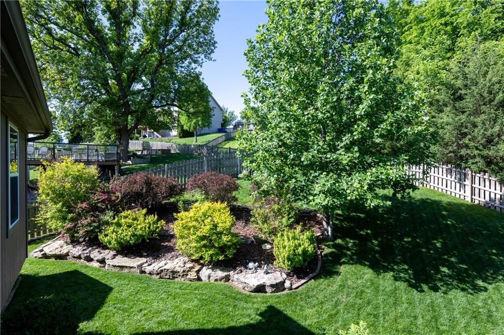 7100 Woodland Drive — photo 3