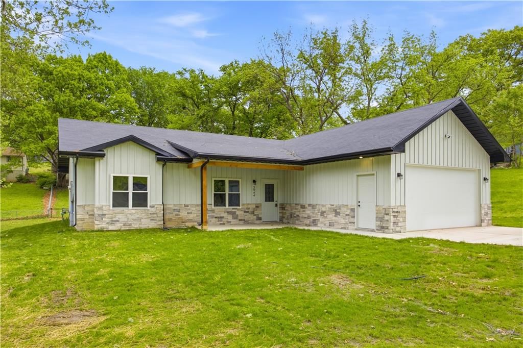 2944 N Highland Street — photo 8