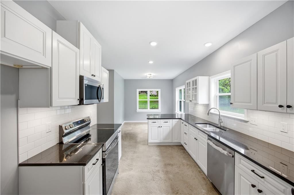 2944 N Highland Street — photo 22