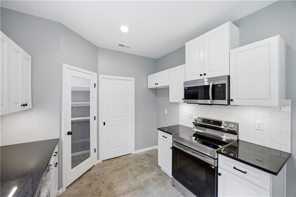 2944 N Highland Street — photo 23