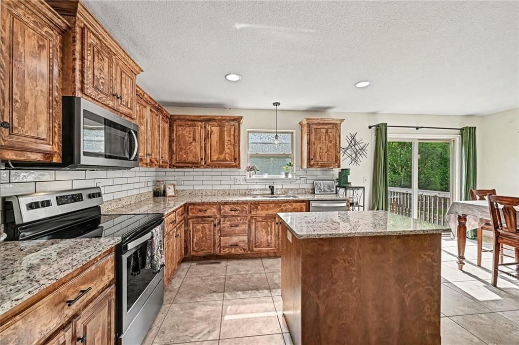 19205 Switchgrass Drive — photo 11