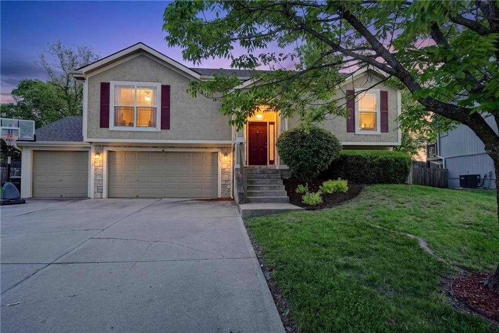 4523 Edgehill Street — photo 2