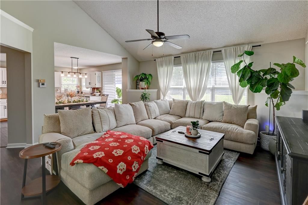 4523 Edgehill Street — photo 7