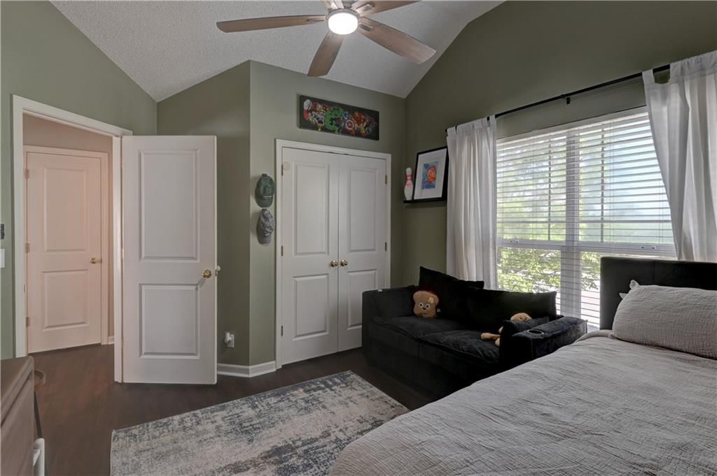4523 Edgehill Street — photo 21