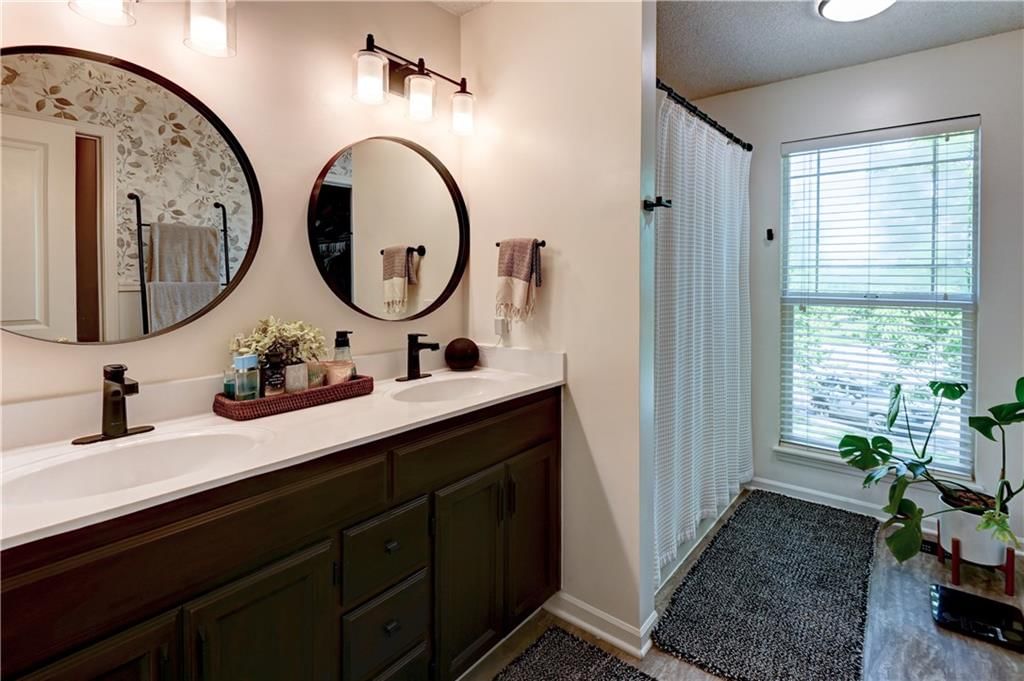 4523 Edgehill Street — photo 25