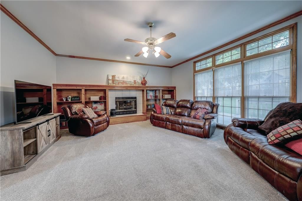 13842 W 110th Street — photo 5