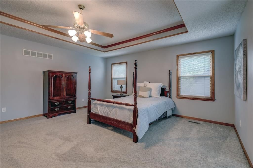 13842 W 110th Street — photo 19