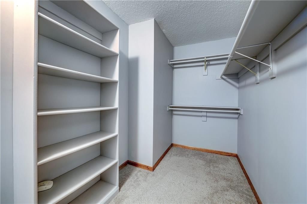 13842 W 110th Street — photo 22