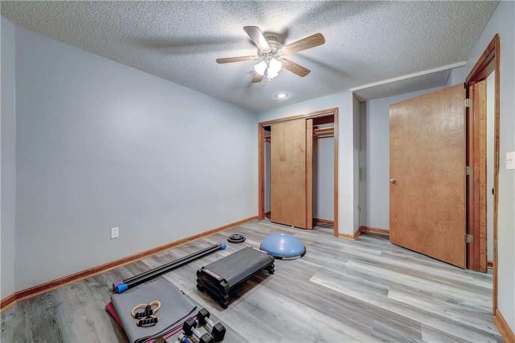 13842 W 110th Street — photo 25