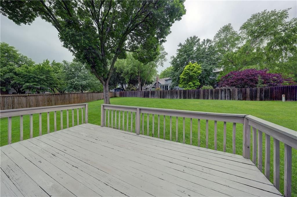 13842 W 110th Street — photo 32