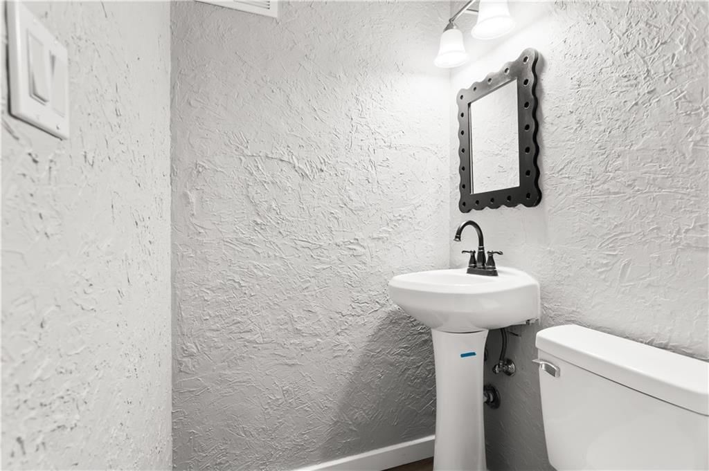 8347 Mackey Street — photo 20