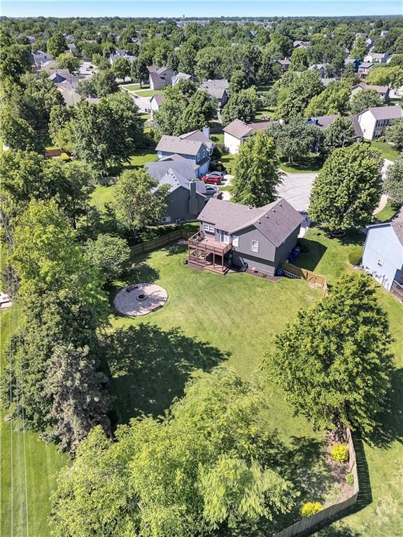 18304 W 161st Terrace — photo 35