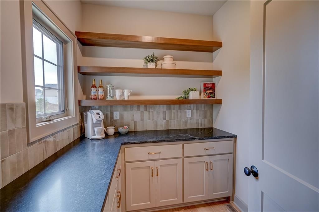 912 Savannah Lane — photo 29