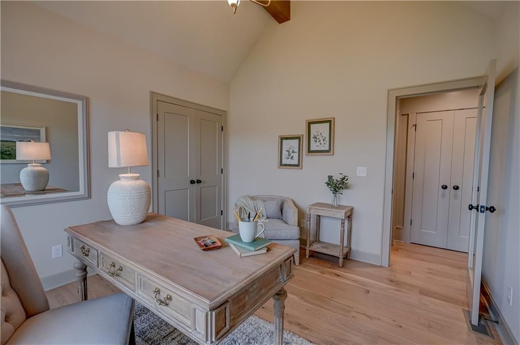 912 Savannah Lane — photo 44