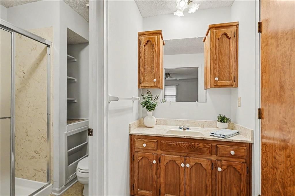 604 Finch Street — photo 14