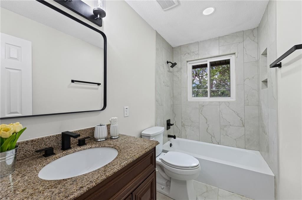 9822 Hardesty Avenue — photo 15