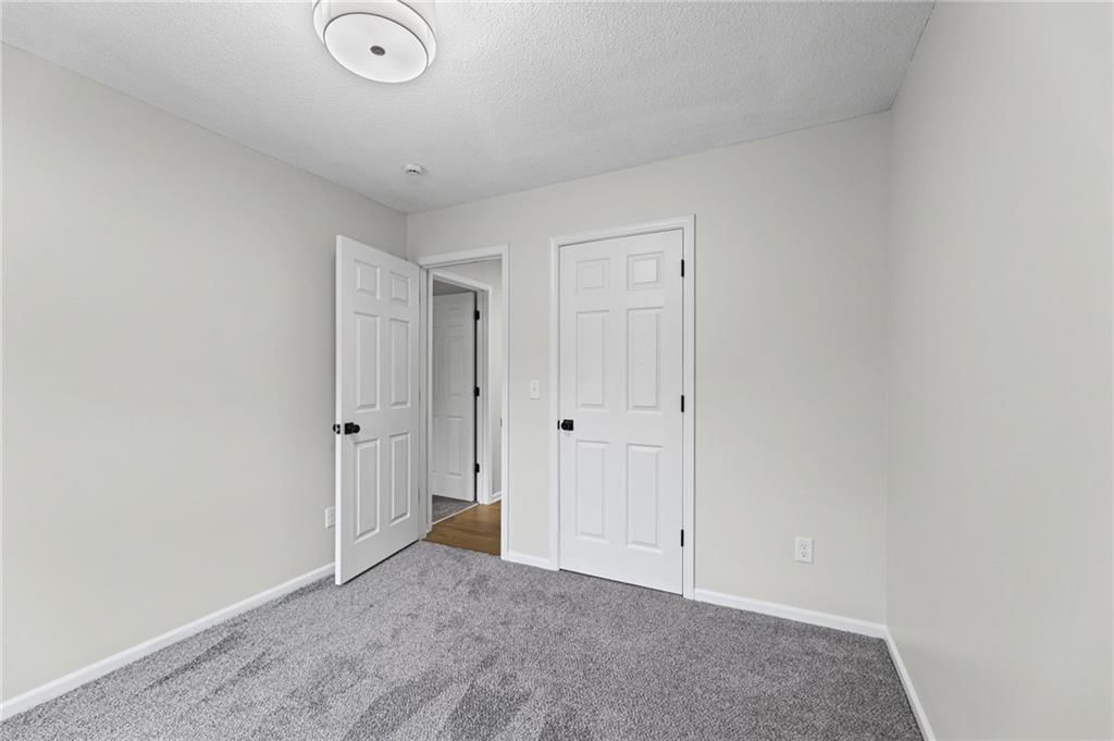 9822 Hardesty Avenue — photo 17