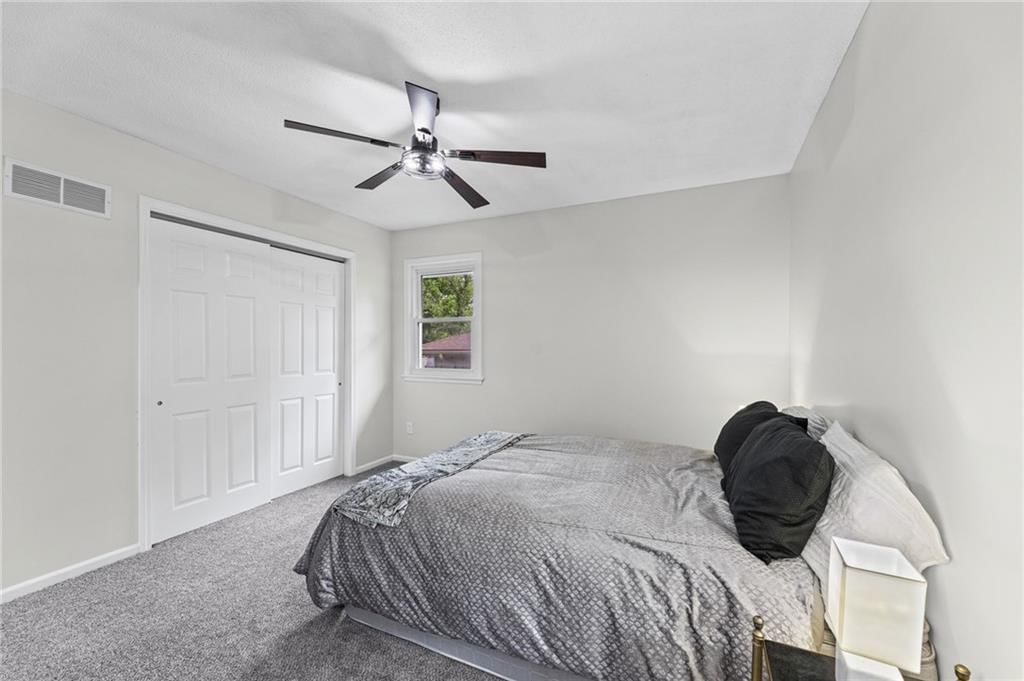 9822 Hardesty Avenue — photo 21