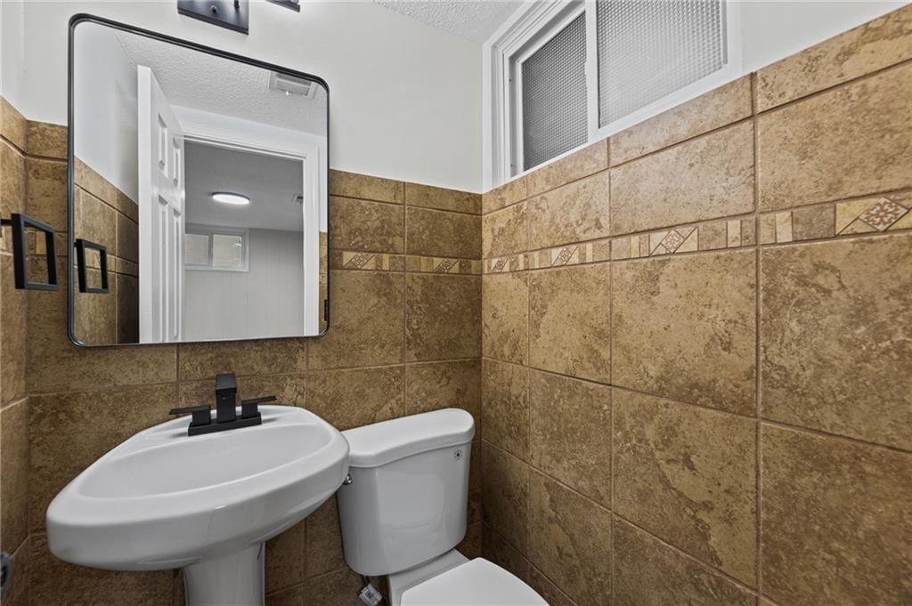 9822 Hardesty Avenue — photo 28