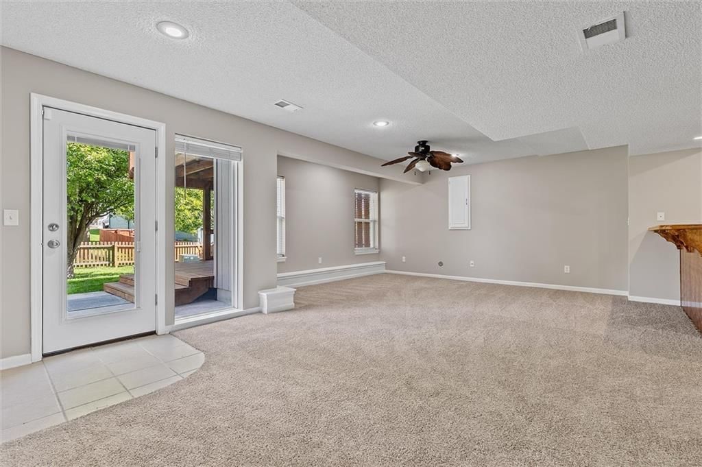 2209 NE Wyndham Drive — photo 25