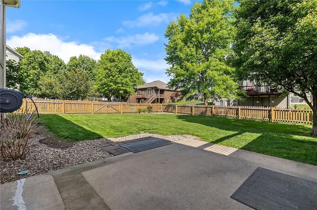 2209 NE Wyndham Drive — photo 34