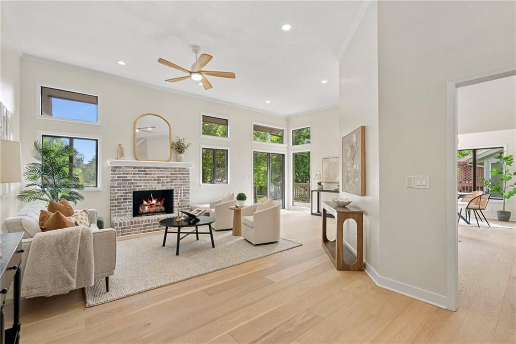 15801 Dearborn Street — photo 12