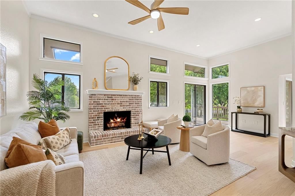 15801 Dearborn Street — photo 14